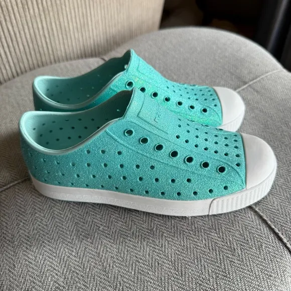 Native Kids Aqua Slip-On Shoes