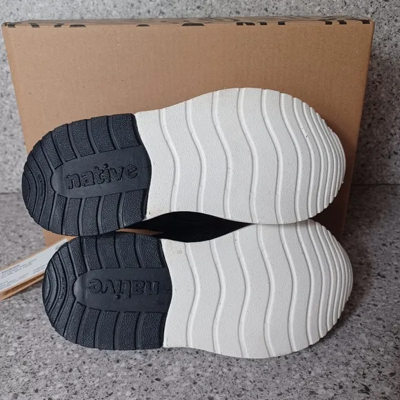 Native Laceless Black Slip-On Sneakers Breathable Comfortable Kids Shoes