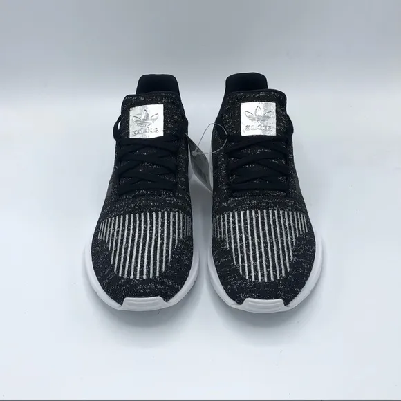NEW! adidas Swift Run Women's Shoes Size 10.5 EG7984