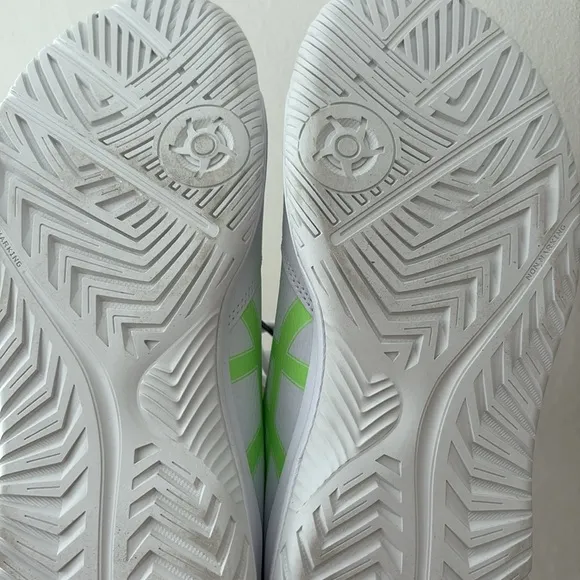 NEW Asics Gel Dedicate 8 Pickleball Shoes White/Lime Burst 1041A409-101