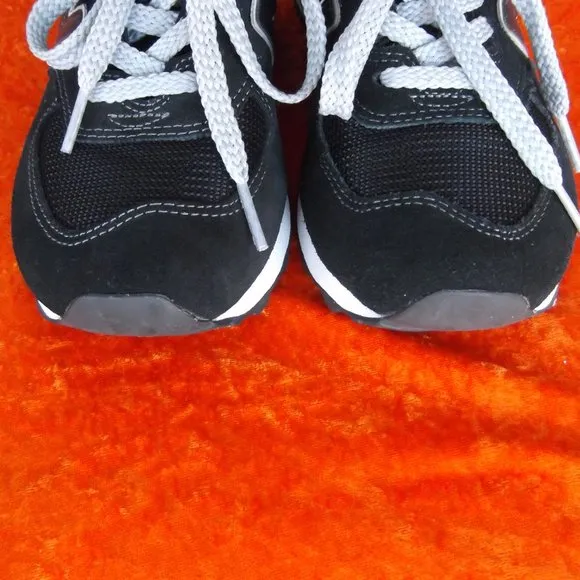 new balance 574 classic shoes size 7.5  with 16 pictures to help you decide