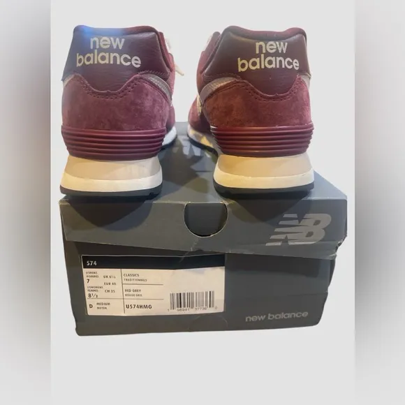 NEW BALANCE 574 Core Burgundy White Lifestyle Shoes Sneakers 8.5 Wmn 7 Men’s NIB