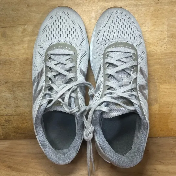 New Balance Fresh Foam ARISHI Womens Sz 9 (B) Running Shoes Gray Silver WARISLO1