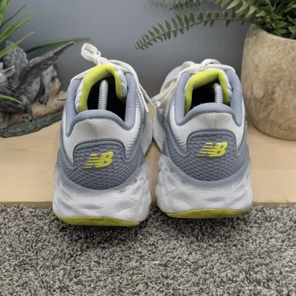 New Balance Fresh Foam More V3 Mens Size 11.5D Running Shoes