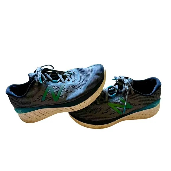 New Balance‎ Fresh Foam More V3 Sneakers Men's 10 Blue Running Shoes READ PLS✅