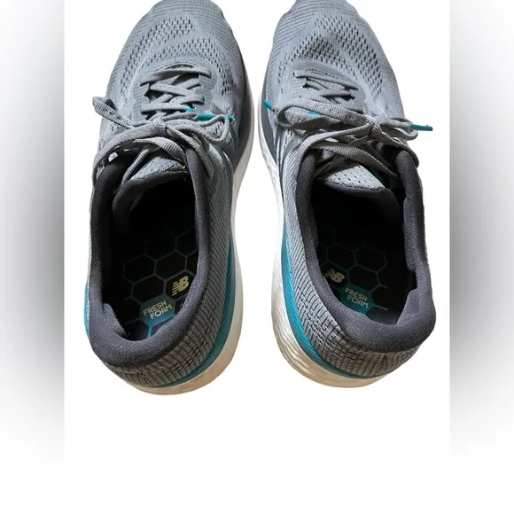 New Balance‎ Fresh Foam More V3 Sneakers Men's 10 Blue Running Shoes READ PLS✅