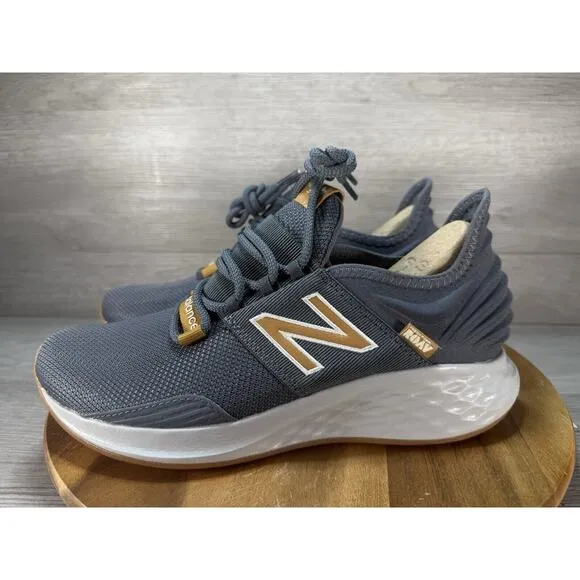 New Balance Fresh Foam ROAV Running Shoes 10 Aluminum. Men’s Size 8 D
