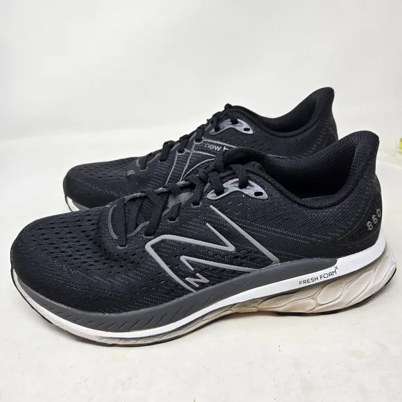 NEW BALANCE Fresh Foam V13 Black Running Shoes 8.5M | 10W