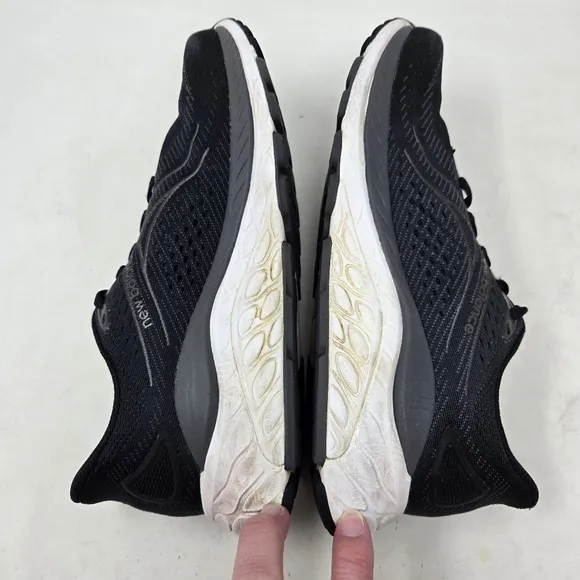 NEW BALANCE Fresh Foam V13 Black Running Shoes 8.5M | 10W