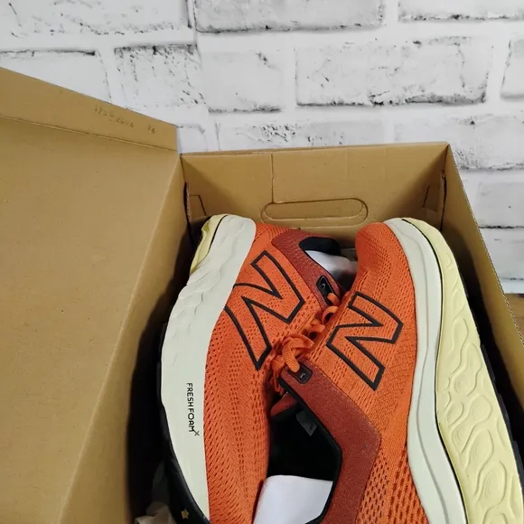 New Balance, Fresh Foam X 860v14 Running Shoes  M860I14 Orange/Brown Men's 9.5 D