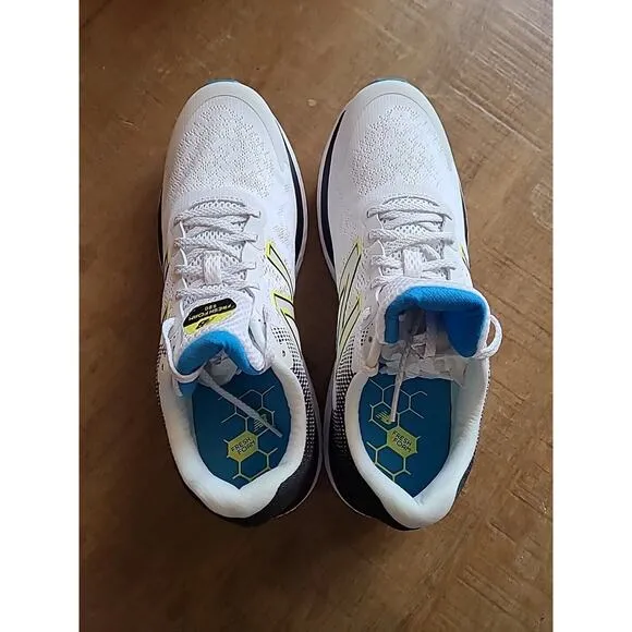 New Balance Mens 12 D Womens 13.5 Fresh Foam 680 v7 Running Shoes White Blue NEW