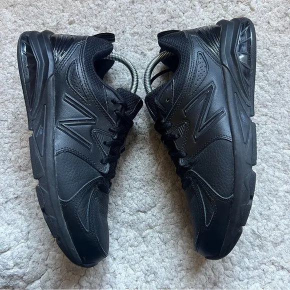 New Balance MEN'S 857v2 All Black Lace Up Trainer Sneakers Size 8