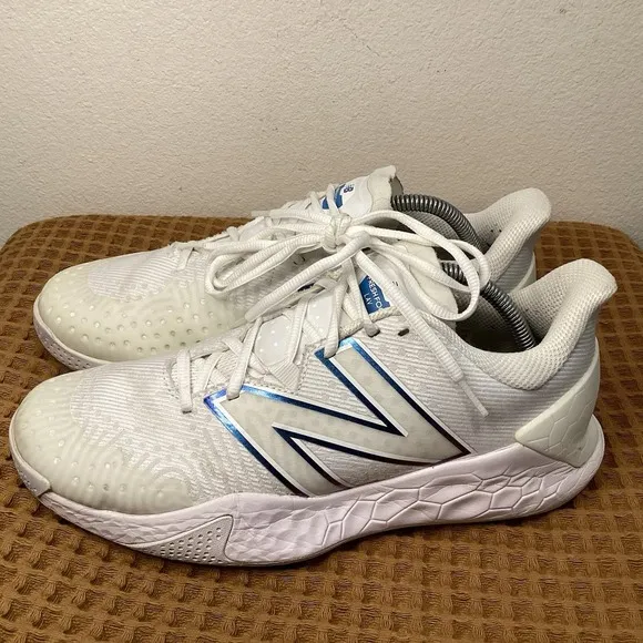 New Balance Mens Fresh Foam X Lav V2 Tennis Pickleball Shoes Sz 9 White Sneakers