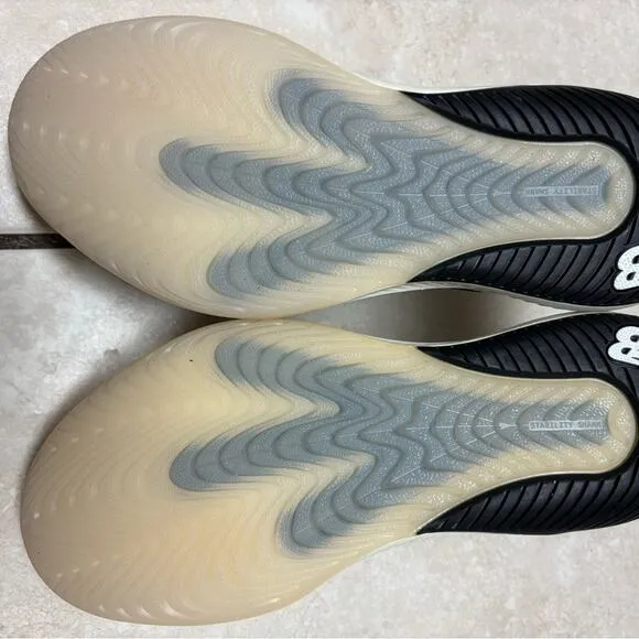 New Balance Tennis-Hard Court Fuel Cell 996v5 Men 8.5 wide White Shoes MCH996S5