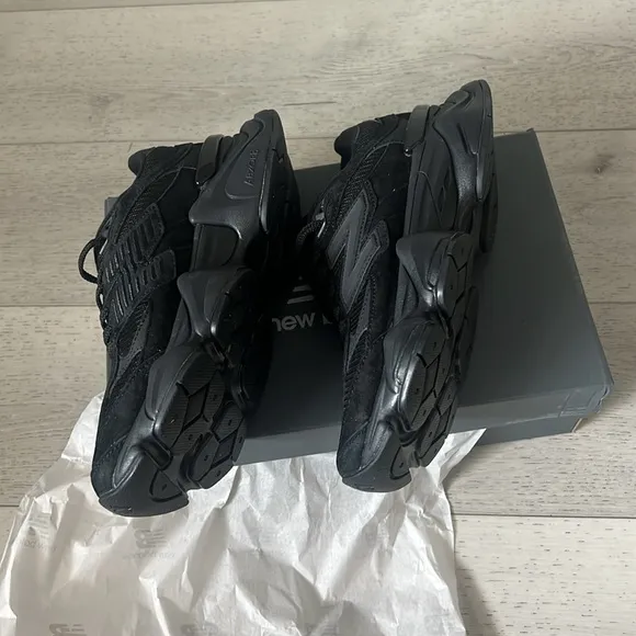 New Balance Women's Black Sneakers
