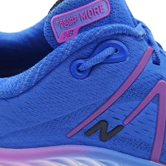 New Balance Women's Fresh Foam X More v4 Running Shoes Blue Size 10.5 MMORCH4