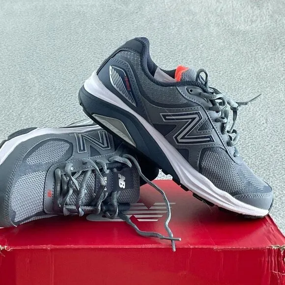 New Balance Women's W1540V3 Running Shoe, Gunmetal/Dragonfly, 7 NWB S021