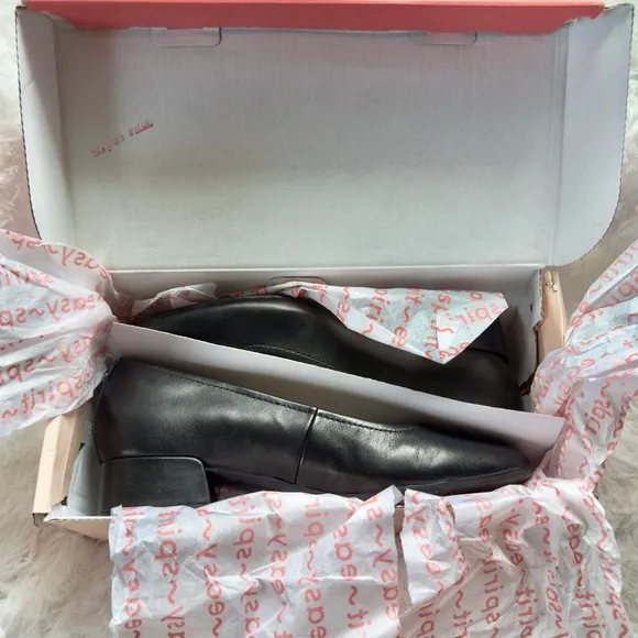 NEW Esprit Easy Spirit Women's Black Leather Pumps 7M