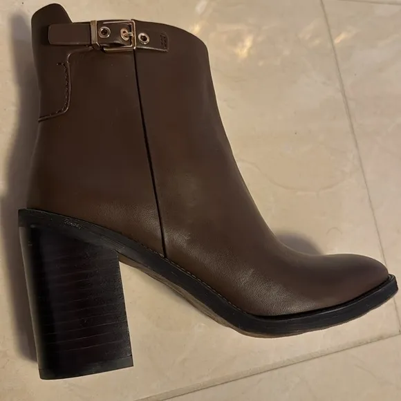 NEW! Franco Sarto Umber Dark Brown Leather Rivet Ankle Bootie - Size 6