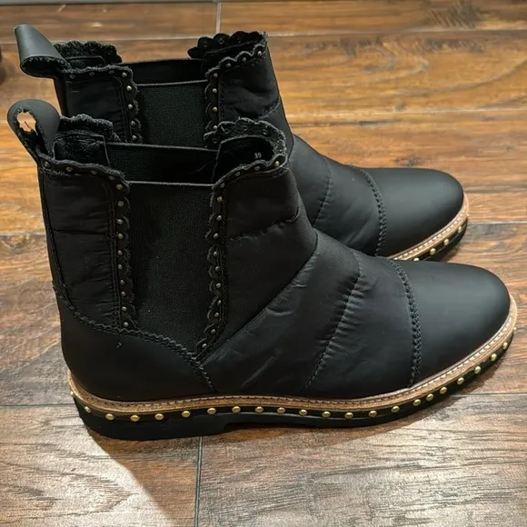 NEW! Free People Atlas Womens Pull On Leather Ankle Boots - Size 39 EU/ 9 US