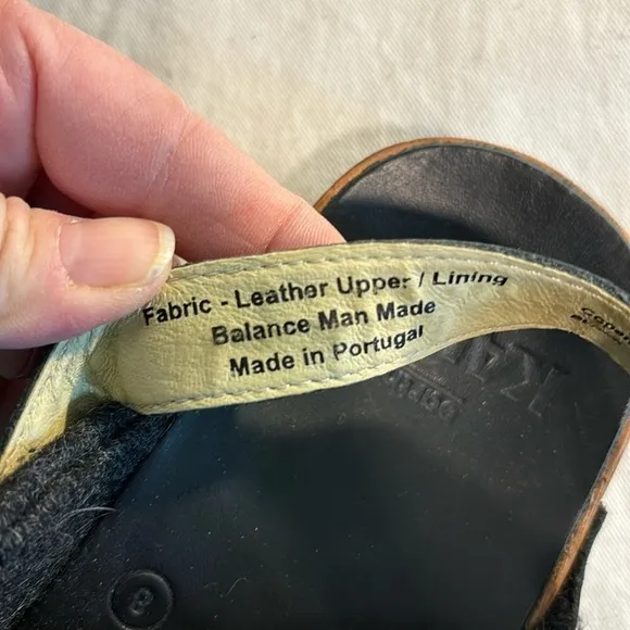 NEW KALSO Earth Shanti Black Mules Clogs Buckle Grommets Wool Negative Heel 8