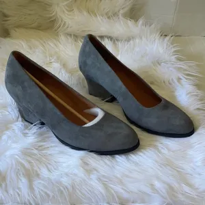 New‎ L'amour Des Pieds Grey Suede Pump