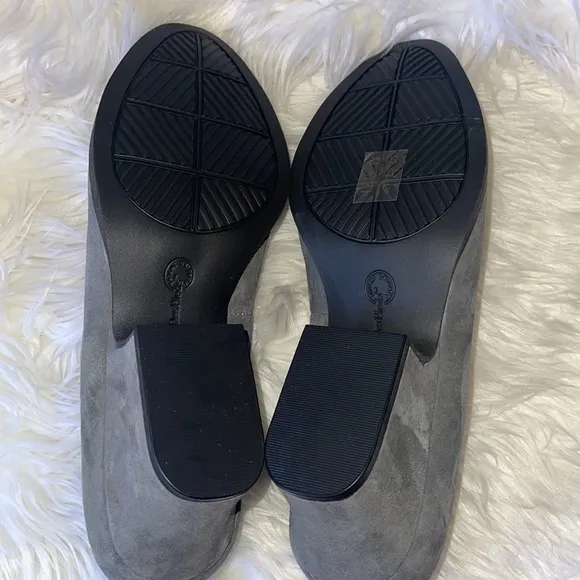 New‎ L'amour Des Pieds Grey Suede Pump