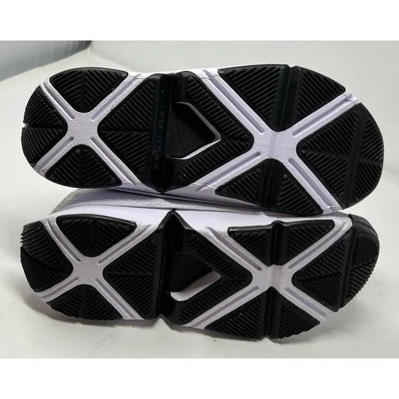 NEW Nike Go FlyEase Easy On/Off Shoes Size 7
