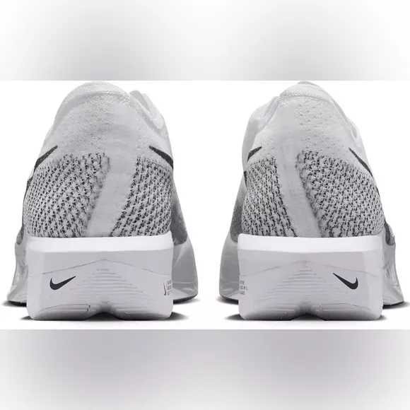 NEW!! Nike Vaporfly 3 Running Shoes - Men’s 6.5 / Woman’s 8 (No Box)