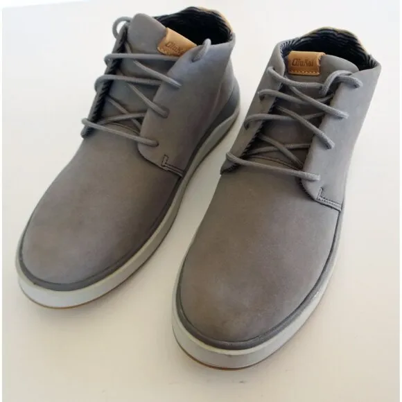 NEW OluKai Men's Papaku 'Ili Chukka Boots in Graphite Gray Sz 9.5 (9 1/2)