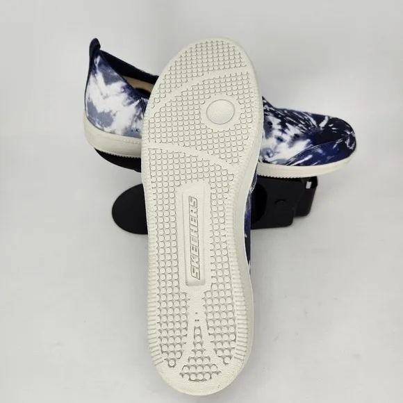 New Skechers Womens Madison Ave To Dye For Blue Tie-Dye Slip-Ons Shoes Size 11