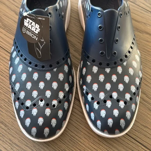 NIB ✨ STAR WARS x Biion Men’s Slip On Athletic Shoes