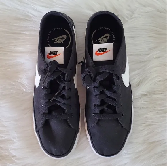 Nike - 2Pcs Short   Tennis Shoes