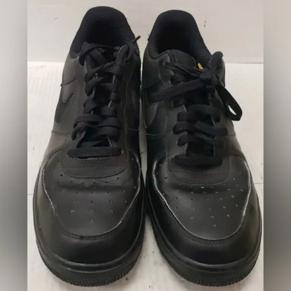 NIKE AIR FORCE 1 ‘07 LV8 ‘CUT-OUT’ Men’s Size 12 Used Excellent MSRP $230