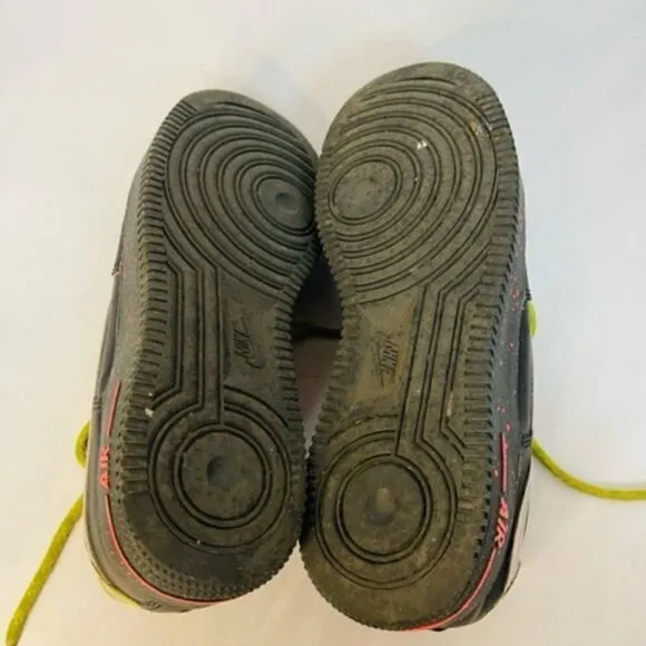 Nike Air Force 1 Black Silver Green Shoes AF1 DC2095-001  Kids 7Y Very Good Cond