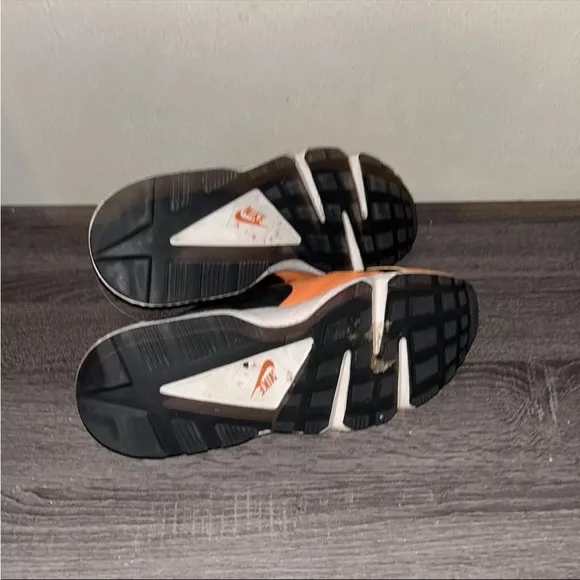 Nike Air Huarache Hot Curry Orange And Black Low Top Athletic Shoes Men's 12