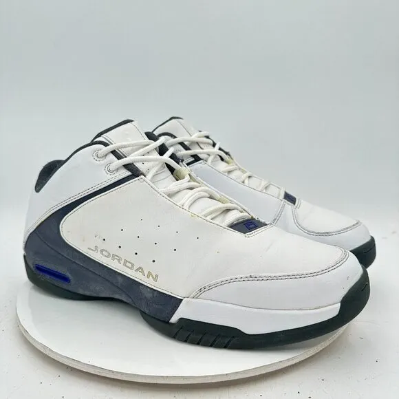 Nike Air Jordan Men Size 13 313534-105 White Silver Black Basketball Shoes