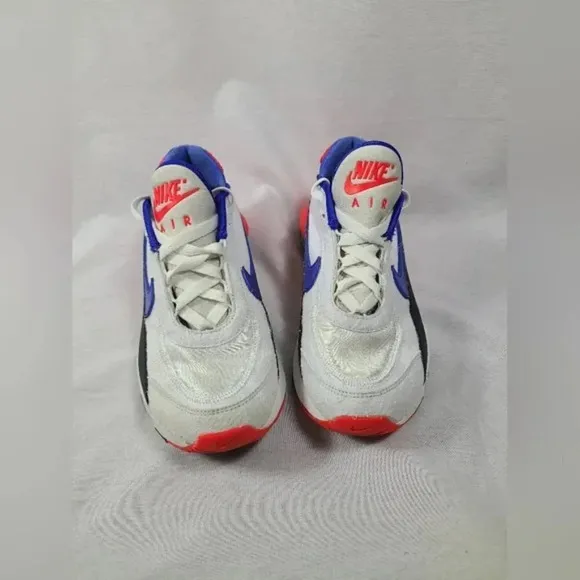 Nike Air Max 2090 EOI Summit White/Racer Blue size 5.5 youth