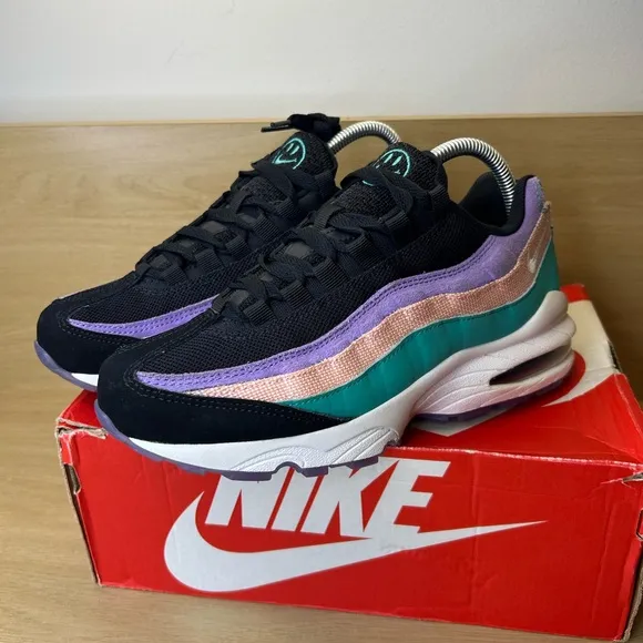 Nike Air Max 95 Have a Nike Day Black White Jade Youth Shoes CI5645-001 Sz. 6Y