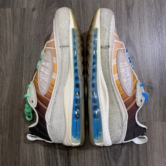 Nike Air Max 98 On Air: NYC La Mezcla - Mens Sz 9.5 - Athletic Shoes Sneakers