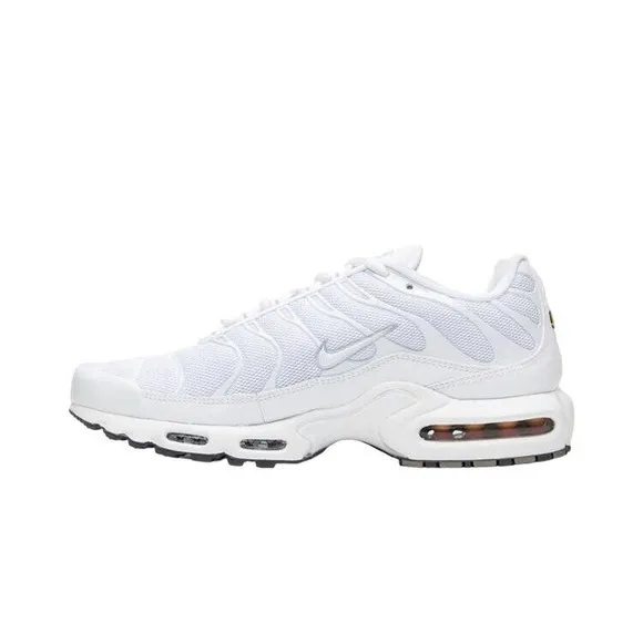 Nike Air Max Plus White Black Cool Grey Mens Running Shoes 604133 139 (NEW)