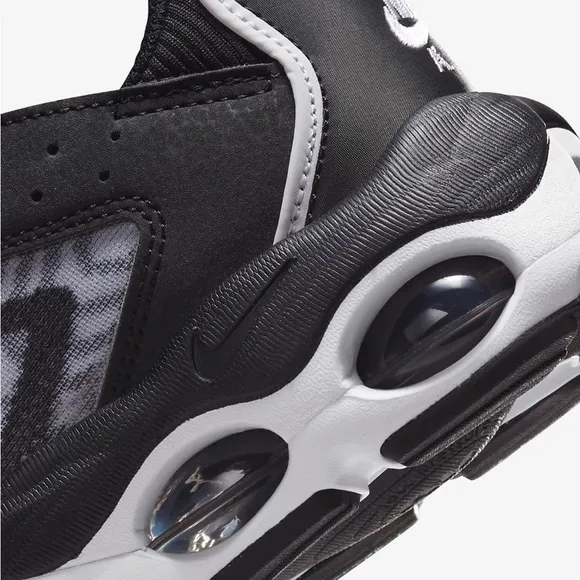 Nike Air Max TW Big Kids' Shoes