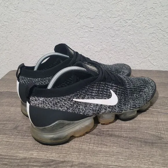 Nike Air Vapormax Flyknit 3 Men's Size 11.5 Running Shoes Black White Oreo