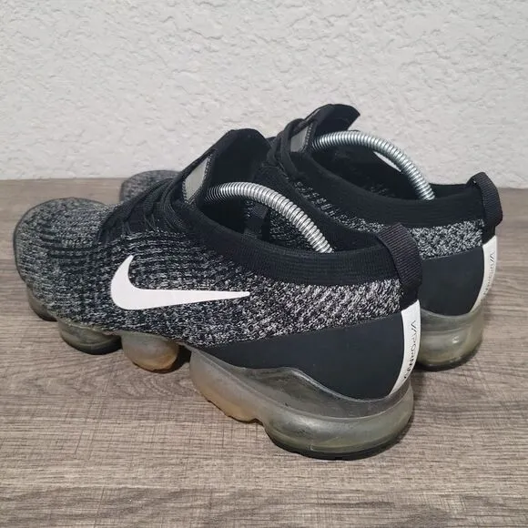 Nike Air Vapormax Flyknit 3 Men's Size 11.5 Running Shoes Black White Oreo