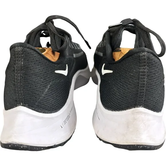 Nike Air Zoom Pegasus 38 Road-Running Shoes - Men's Size 9