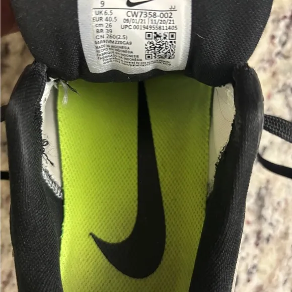 Nike Air Zoom Pegasus 38 Road-Running Shoes - Men's Size 9