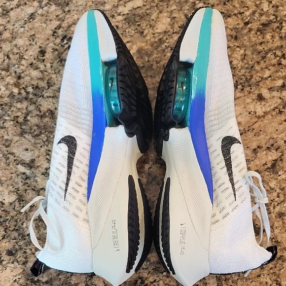 Nike Air Zoom Tempo Next% Flyknit White Hyper Violet