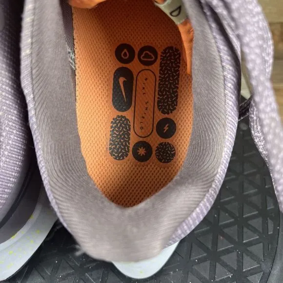 Nike Air Zoom Pegasus 38 Shield Women’s Size 10.5 Purple Smoke DC4074-500 Shoes