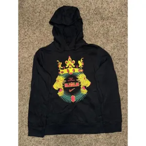 Nike Big Kids (Boy's) LeBron James SFG Basketball Fleece Hoodie