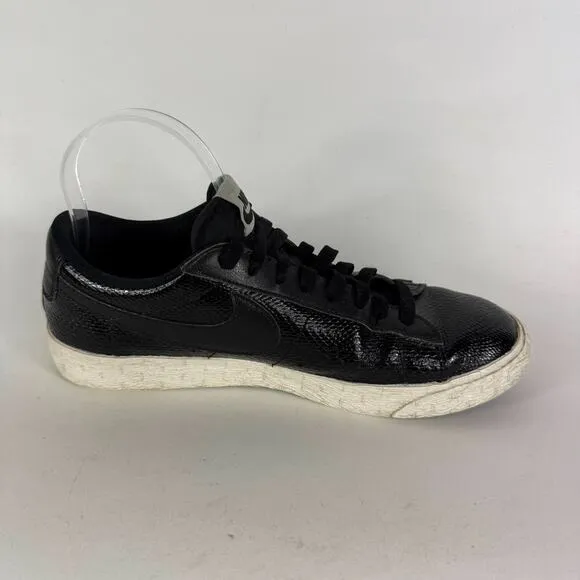 Nike Blazer Low Sneakers Womens 9.5 Black Leather Lace Up Low Top Athletic Shoes